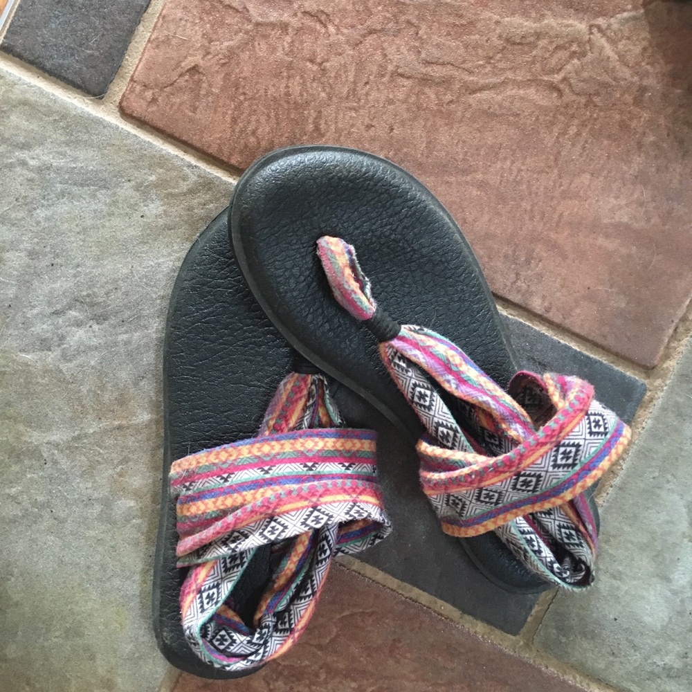 Sanuk sandals